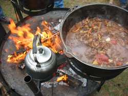 Dutch Oven met Wild Goulash